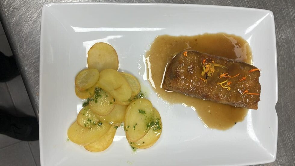 Manitas crujientes rellenas de gambas